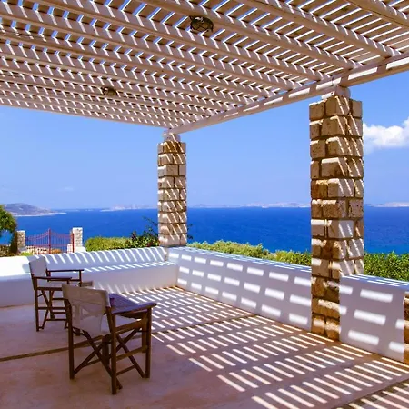 Nefeli Villas Ta Liopetra *